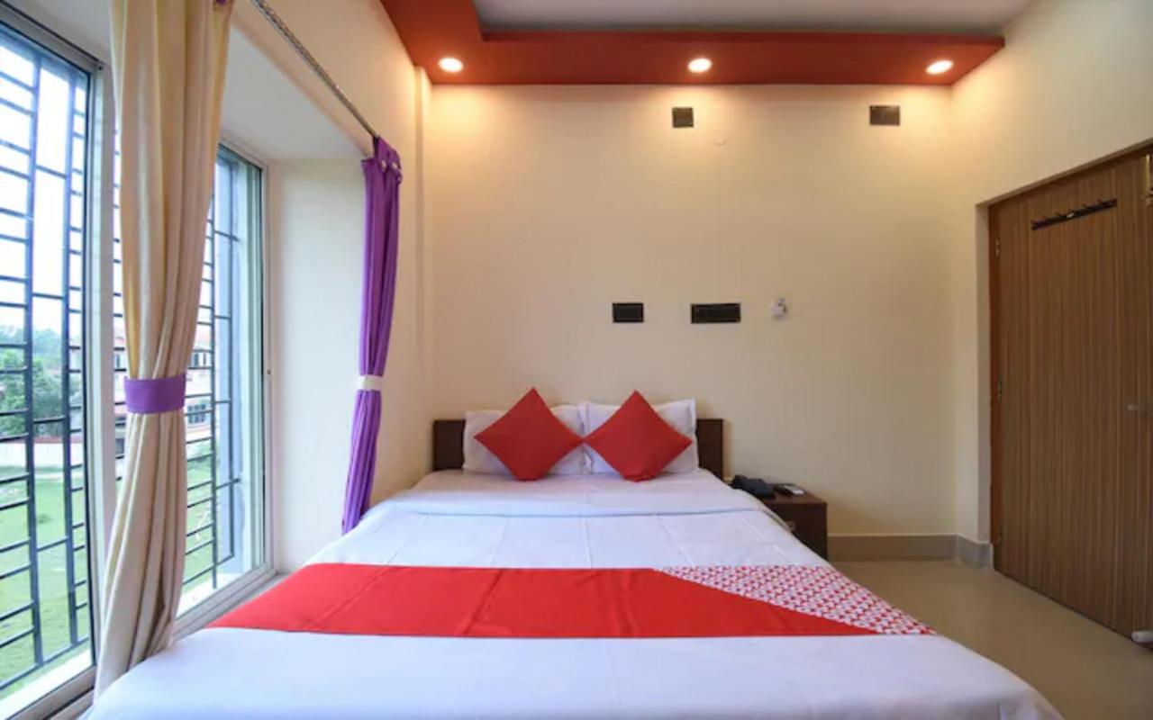 Staymaker Hotel Sannidhyo Shānti Niketan Exteriör bild